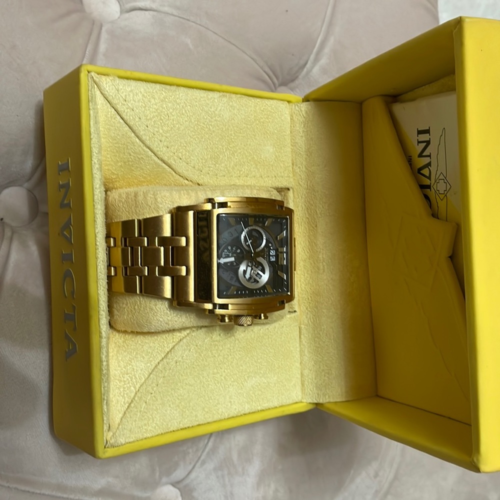 Mens watch Shaq
